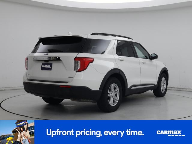 Photo of 2020 White Ford Explorer