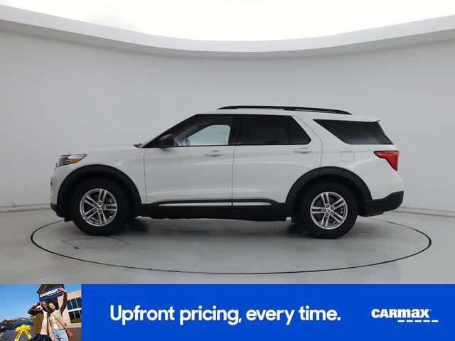 Photo of 2020 White Ford Explorer