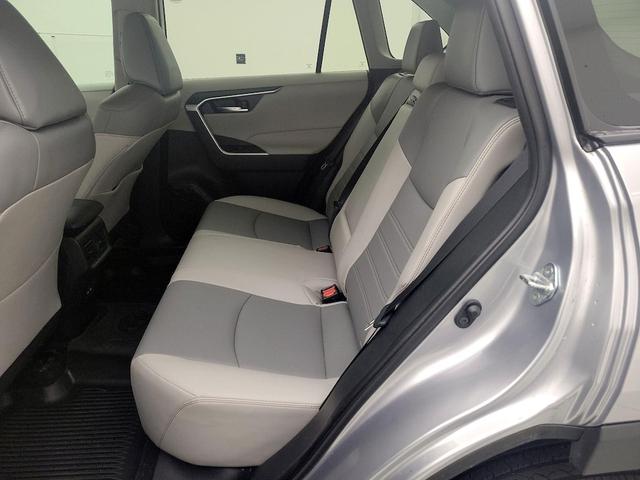 Photo of 2022 Silver Toyota RAV4