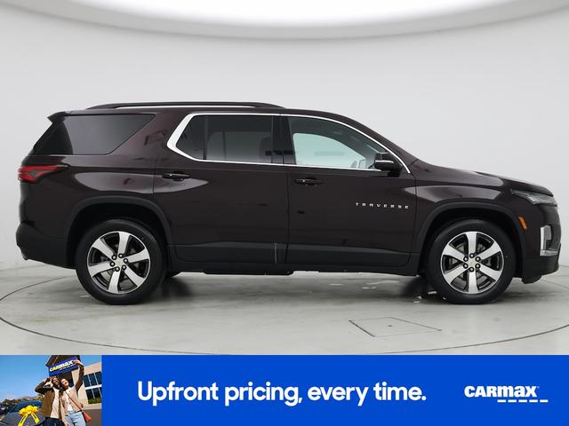 Photo of 2022 Red Chevrolet Traverse