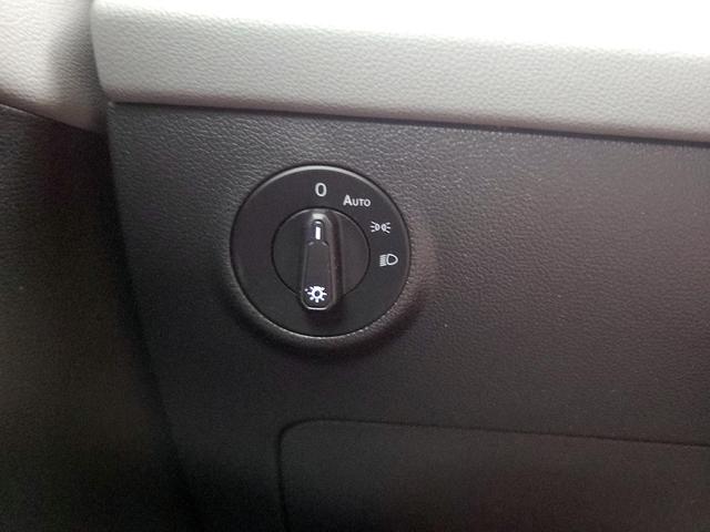 Photo of 2022 Gray Volkswagen Taos