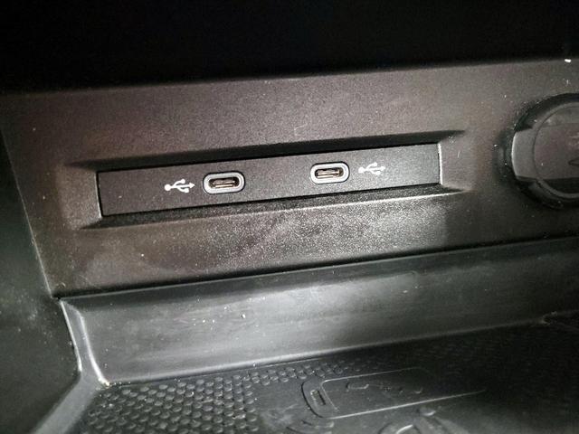 Photo of 2022 Gray Volkswagen Taos