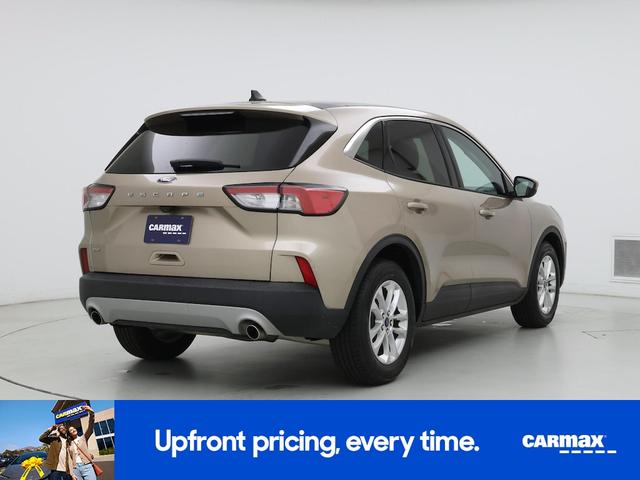 Photo of 2021 Gold Ford Escape
