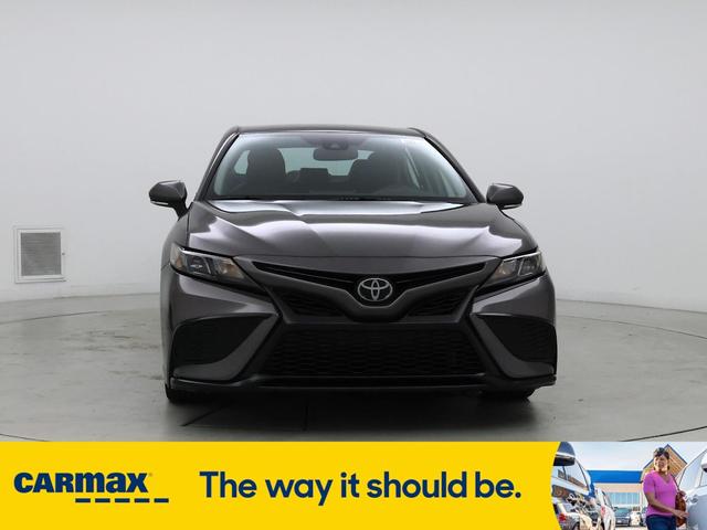Photo of 2021 Gray Toyota Camry