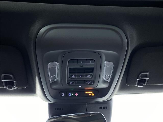 Photo of 2025 Summit White Cadillac CT5