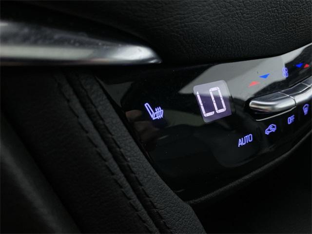 Photo of 2022 Rosewood Metallic Cadillac XT5