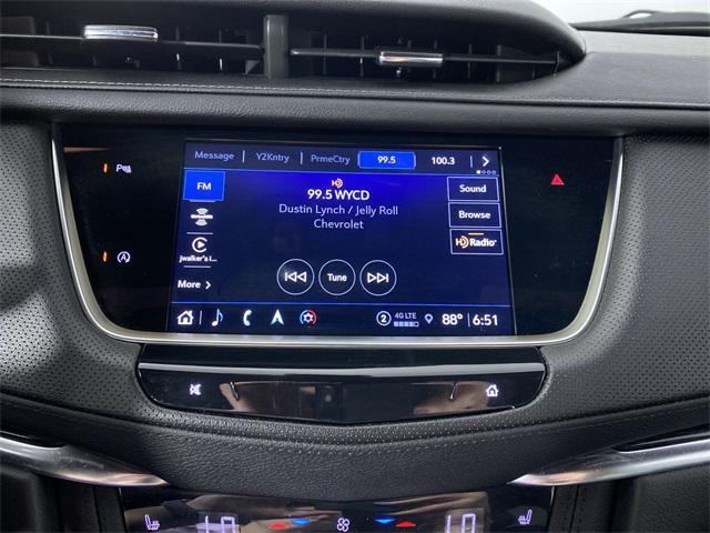 Photo of 2022 Rosewood Metallic Cadillac XT5