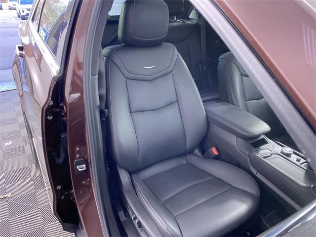 Photo of 2022 Rosewood Metallic Cadillac XT5