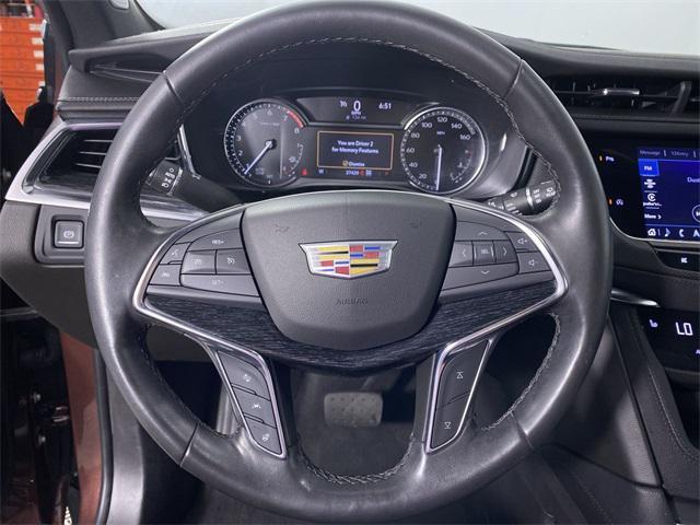 Photo of 2022 Rosewood Metallic Cadillac XT5