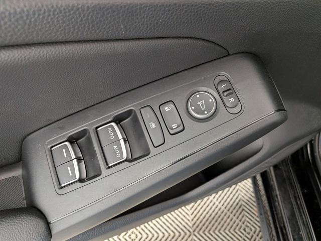 Photo of 2024 Vlack Honda Civic