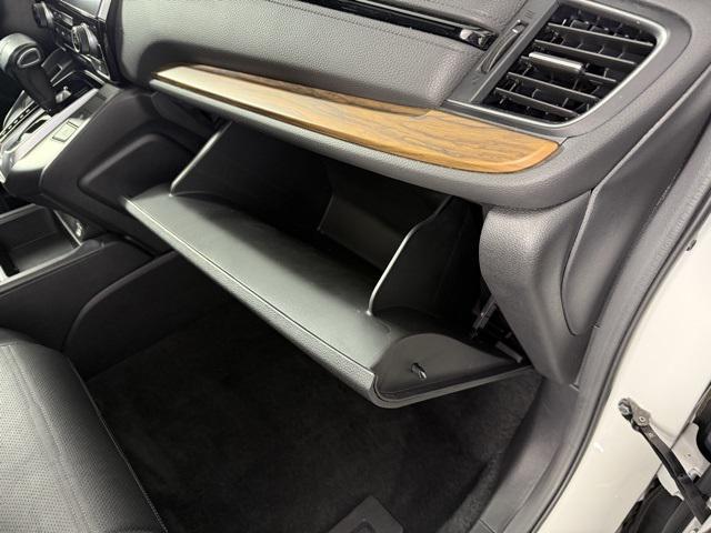 Photo of 2021 Platinum White Pearl Honda CR-V