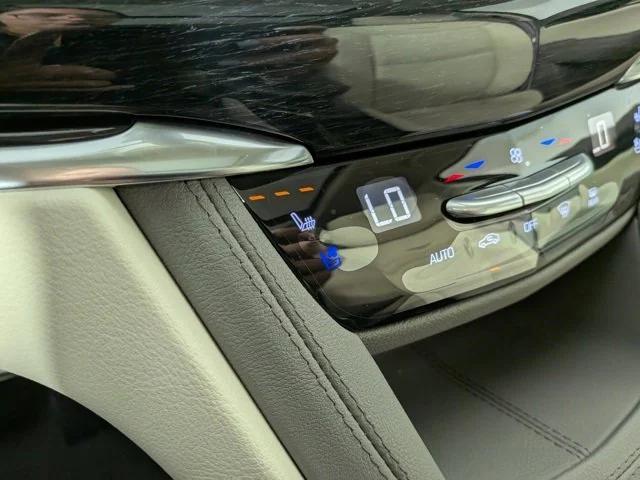 Photo of 2025 Stellar Black Metallic Cadillac XT6