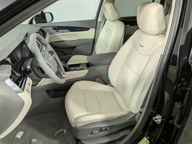 Photo of 2025 Stellar Black Metallic Cadillac XT6