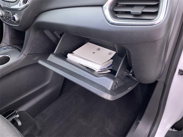 Photo of 2019 Summit White Chevrolet Equinox