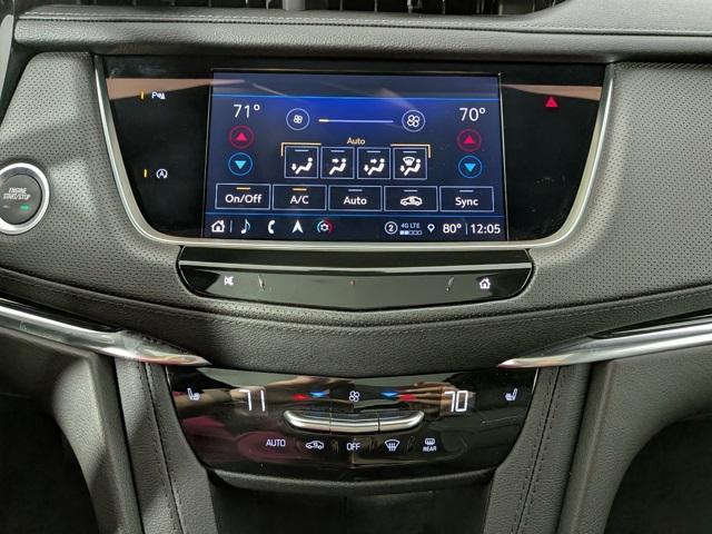 Photo of 2023 Argent Silver Metallic Cadillac XT5