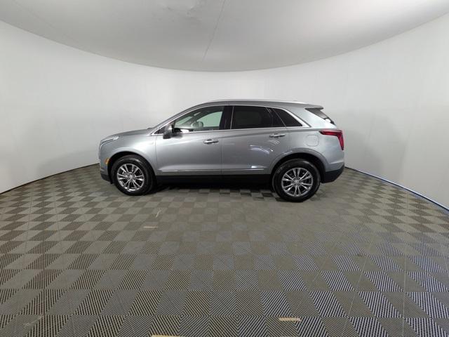 Photo of 2023 Argent Silver Metallic Cadillac XT5