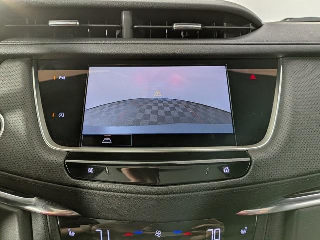 Photo of 2023 Argent Silver Metallic Cadillac XT5