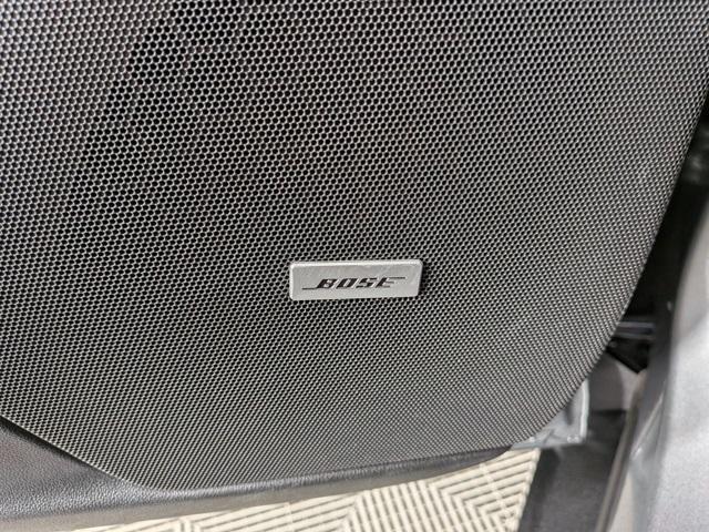 Photo of 2023 Argent Silver Metallic Cadillac XT5