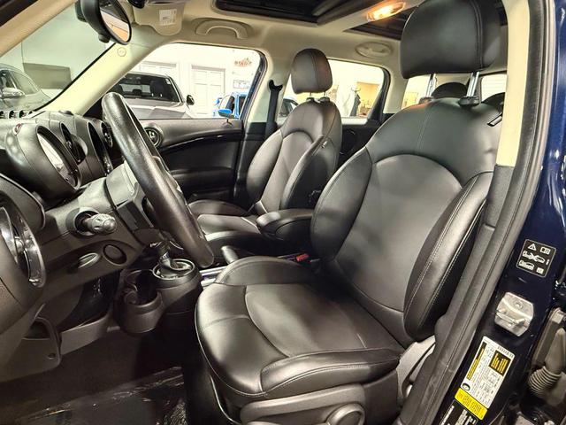 Photo of 2016 Blue MINI Countryman