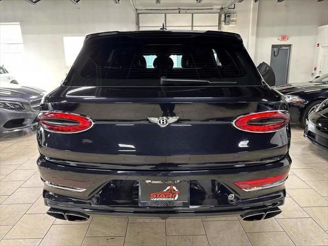 Photo of 2021 Black Bentley Bentayga