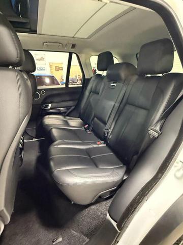 Photo of 2017 White Land Rover Range Rover