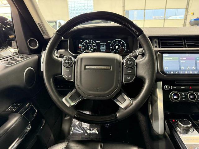 Photo of 2017 White Land Rover Range Rover