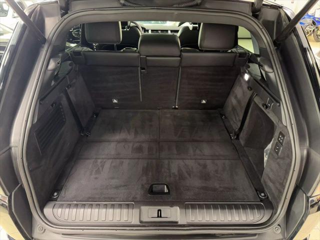 Photo of 2020 Black Land Rover Range Rover Sport