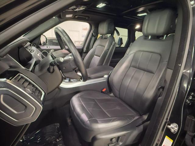 Photo of 2020 Black Land Rover Range Rover Sport