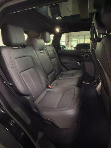 Photo of 2020 Black Land Rover Range Rover Sport