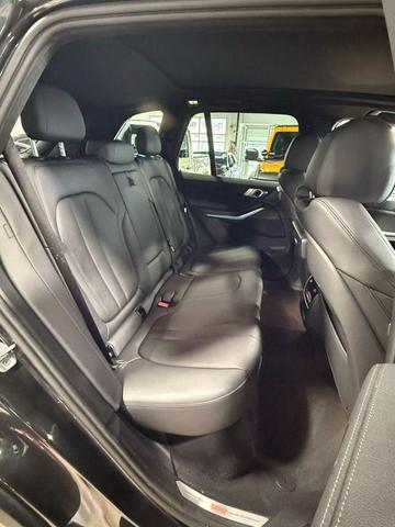Photo of 2022 Gray BMW X5 PHEV