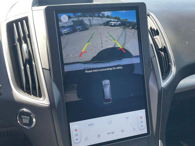 Photo of 2024 Agate Black Metallic Ford Edge