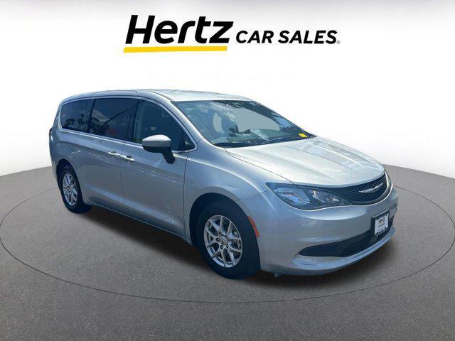 2023 Chrysler Voyager