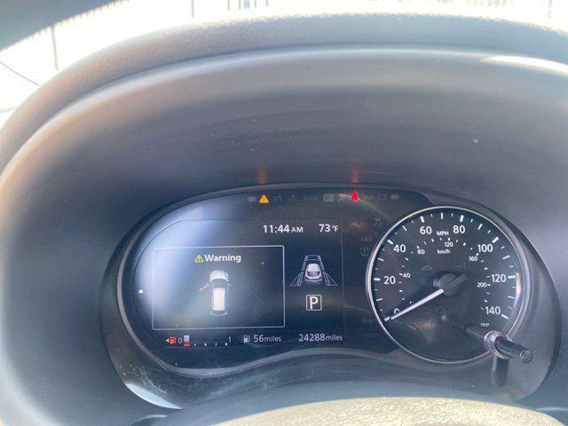 Photo of 2024 Super Black Nissan Kicks