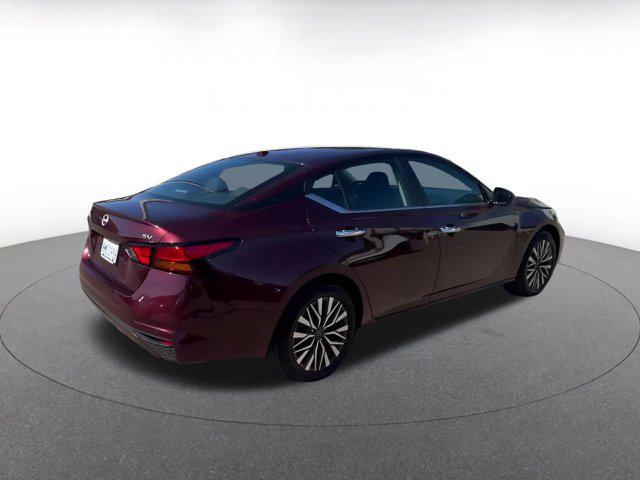 Photo of 2024 Garnet Pearl Metallic Nissan Altima