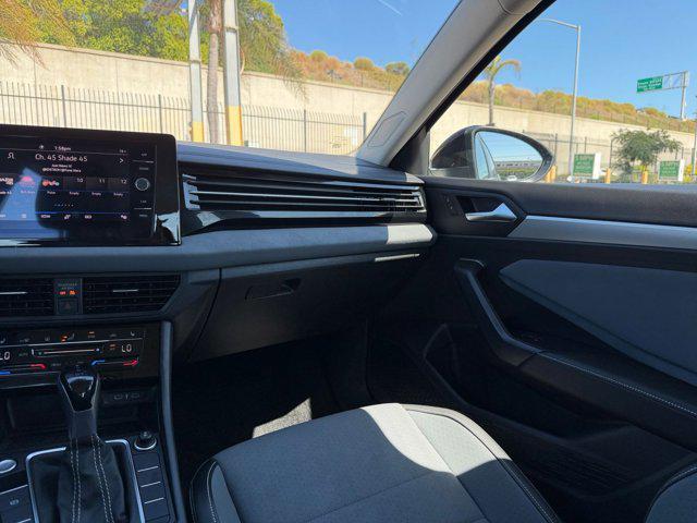 Photo of 2025 Deep Black Pearl Volkswagen Jetta