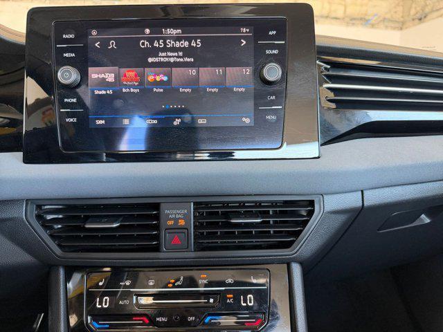 Photo of 2025 Deep Black Pearl Volkswagen Jetta