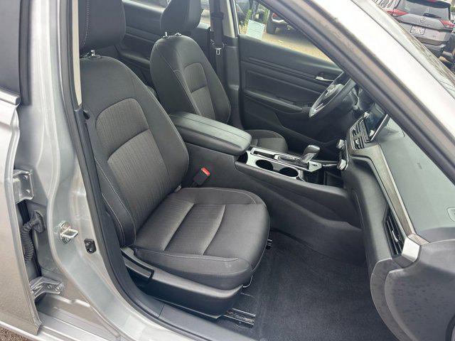 Photo of 2024 Brilliant Silver Metallic Nissan Altima