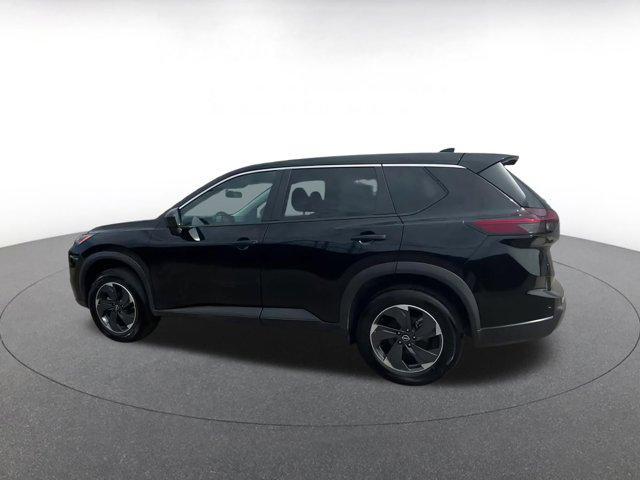 Photo of 2024 Super Black Nissan Rogue