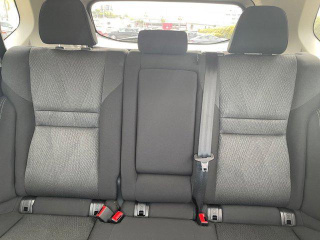 Photo of 2024 Super Black Nissan Rogue