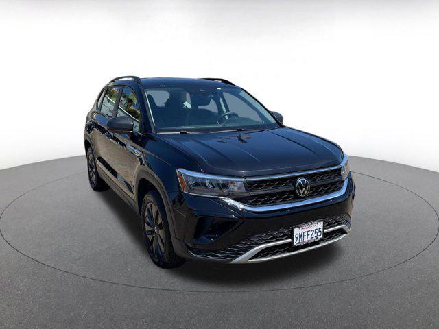 2024 Volkswagen Taos