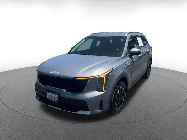 Photo of 2024 Everlasting Silver Kia Sorento