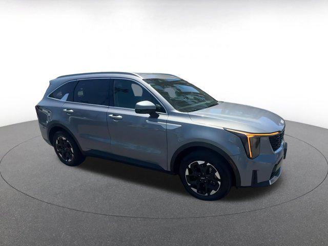 Photo of 2024 Everlasting Silver Kia Sorento