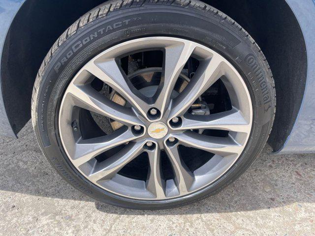 Photo of 2024 Lakeshore Blue Metallic Chevrolet Malibu