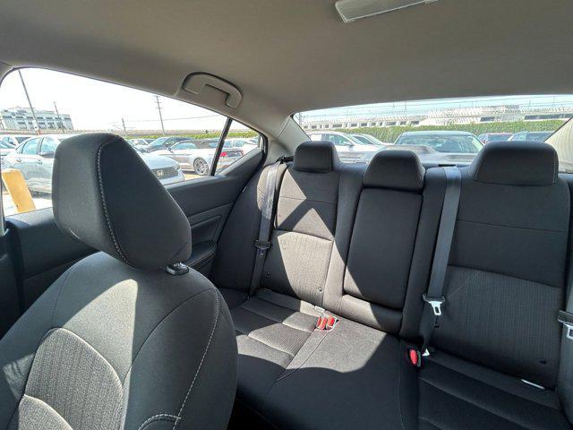 Photo of 2024 Brilliant Silver Metallic Nissan Altima