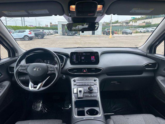 Photo of 2023 Shimmering Silver Hyundai SANTA FE