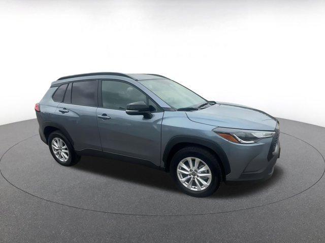 Photo of 2025 Blue Crush Metallic Toyota Corolla Cross