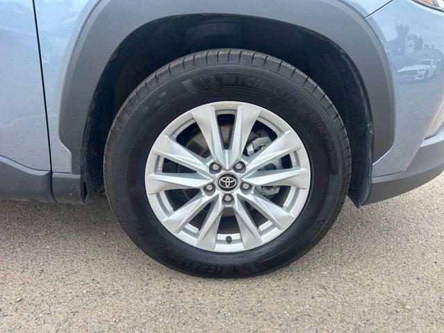 Photo of 2025 Blue Crush Metallic Toyota Corolla Cross