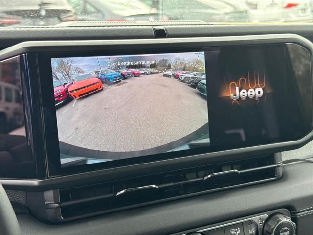 Photo of 2025 Black Clearcoat Jeep Wrangler