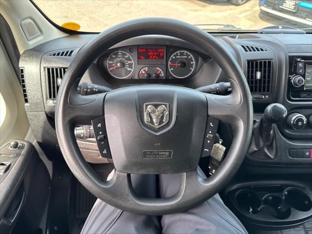 Photo of 2017 Bright White Clearcoat RAM ProMaster 3500