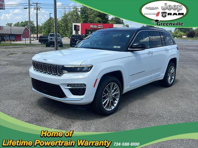 Photo of 2025 Bright White Clearcoat Jeep Grand Cherokee